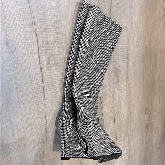 Gianni Bini Gabortwo Rhinestone Tall Wedge Boots Size 7 M New with Defects - Picture 7 of 9